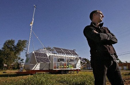 Valinsky Emergency Artist Studio. Photo by Ted Jackson/Times Picayune Villinsky Emergency Studio. Photo by Ted Jackson/Times Picayune