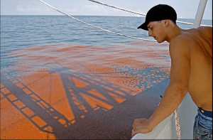 Oil-Spill2_Matt-Stamey_AP_WP