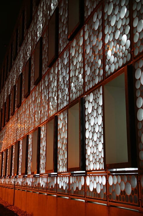 v301070_958_480_721-21_Stylepark Dress your body building at night via Stylepark, as seen on ArtIsEverywhere