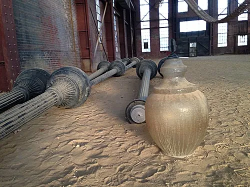 Lamp post storage on Art is Everywhere