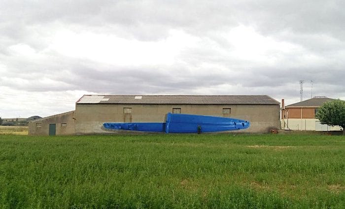 Giant-Murals-of-Common-Objects-by-Ampparito-3