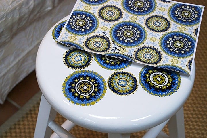 Stool Pattern After by Ashley Spencer with pattern reference
